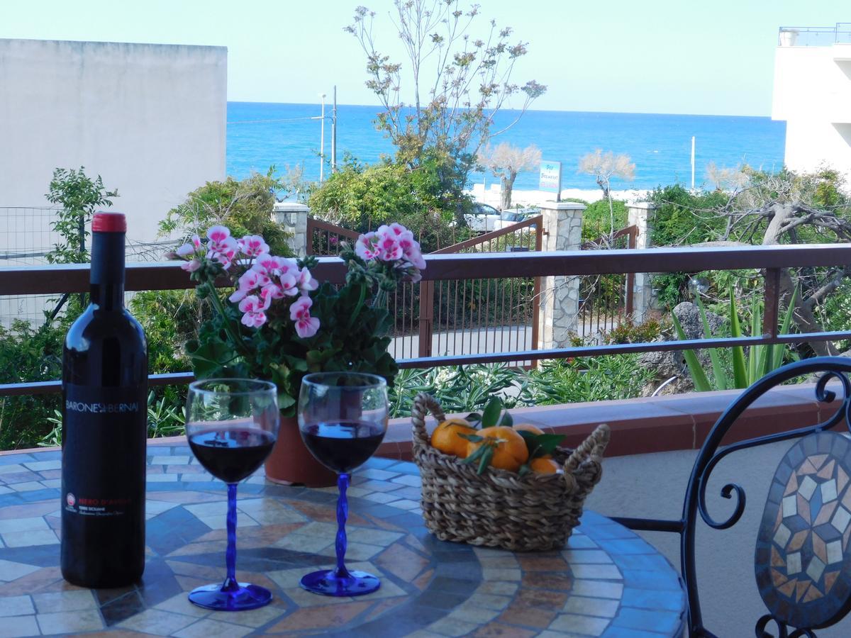 Stella Marina Sea & Sun Bed and Breakfast Cefalù Eksteriør billede
